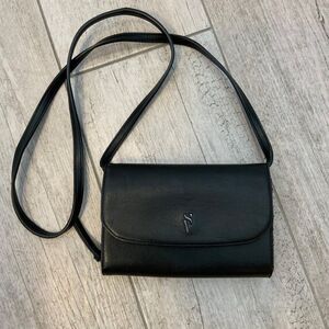 Simply Vera Vera Wang Black Vegan Leather Crossbody Bag